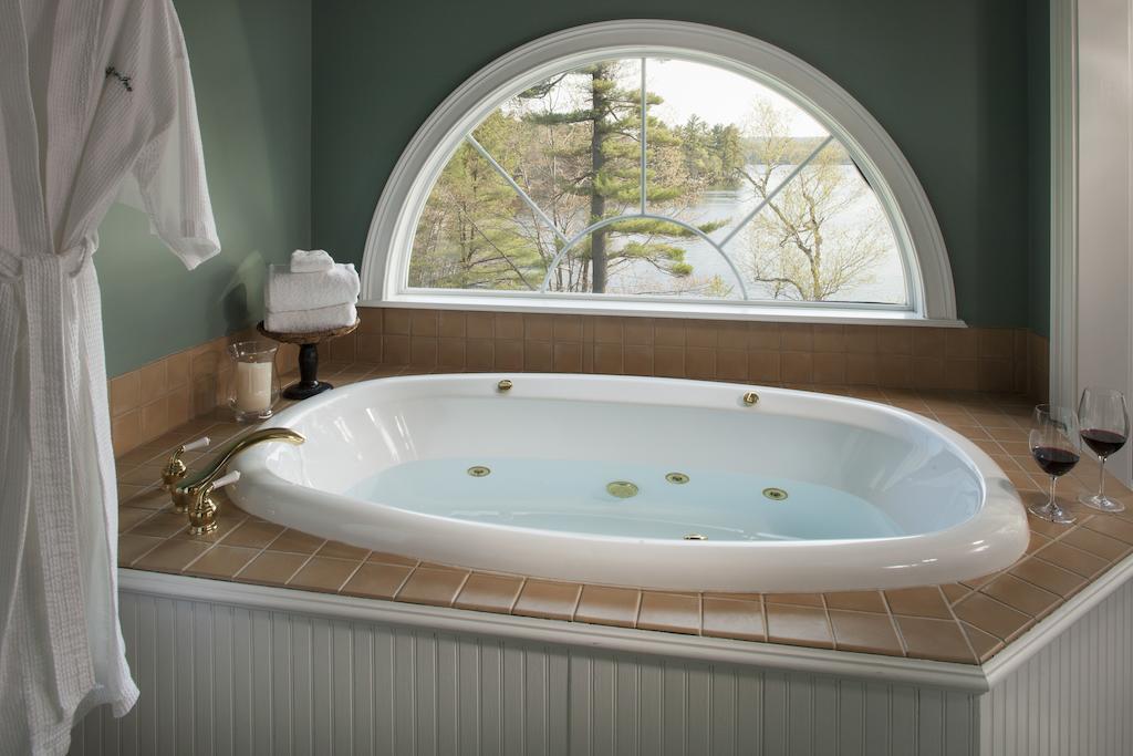 Wolf Cove Inn Poland Luaran gambar