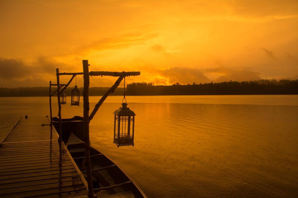 Wolf Cove Inn Poland Luaran gambar