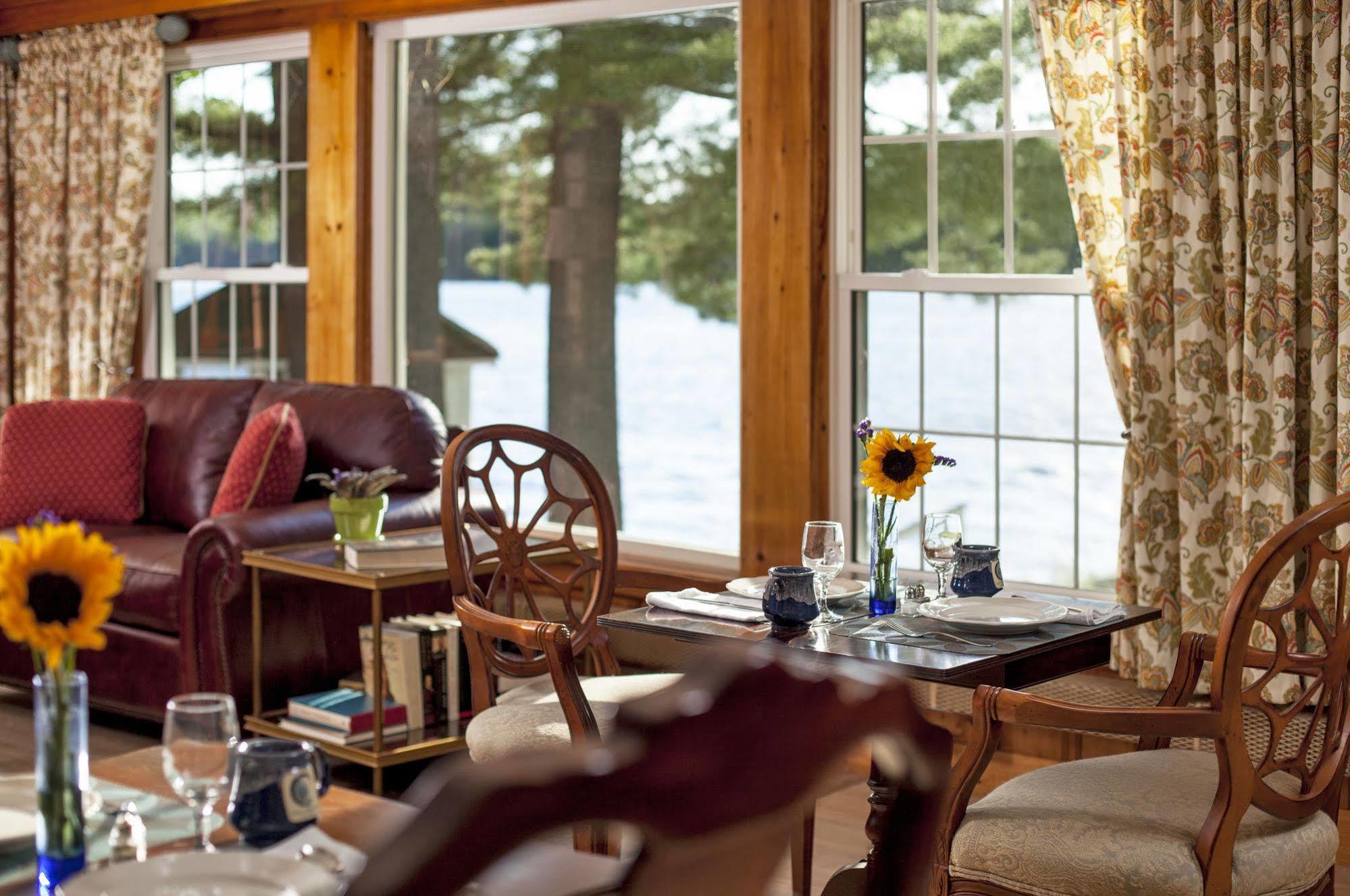 Wolf Cove Inn Poland Luaran gambar